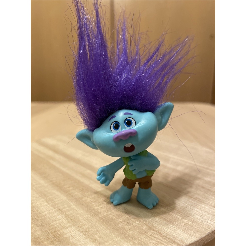 Hasbro DreamWorks Trolls World Tour Branch figure with purple hair